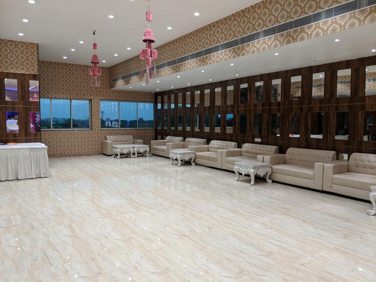 The Prestige Hotel & Convention Panposh Εξωτερικό φωτογραφία